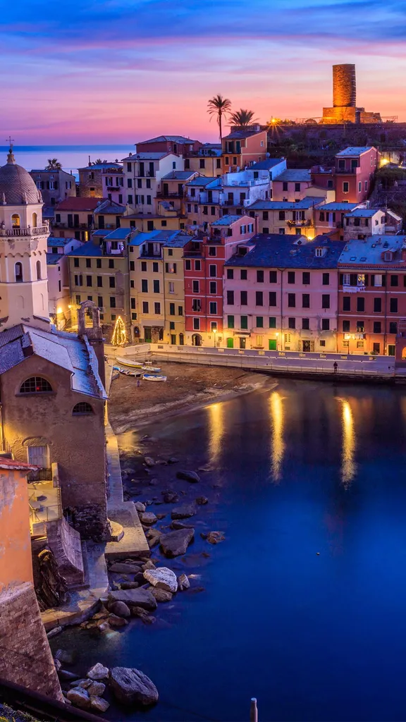 Vernazza, Cinque Terre, Liguria, Italy