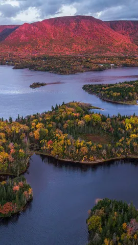 Colores con C de Canad&aacute;