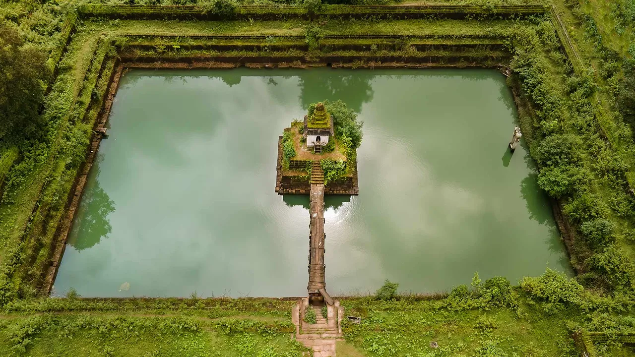 Os reflexos serenos de Shiva