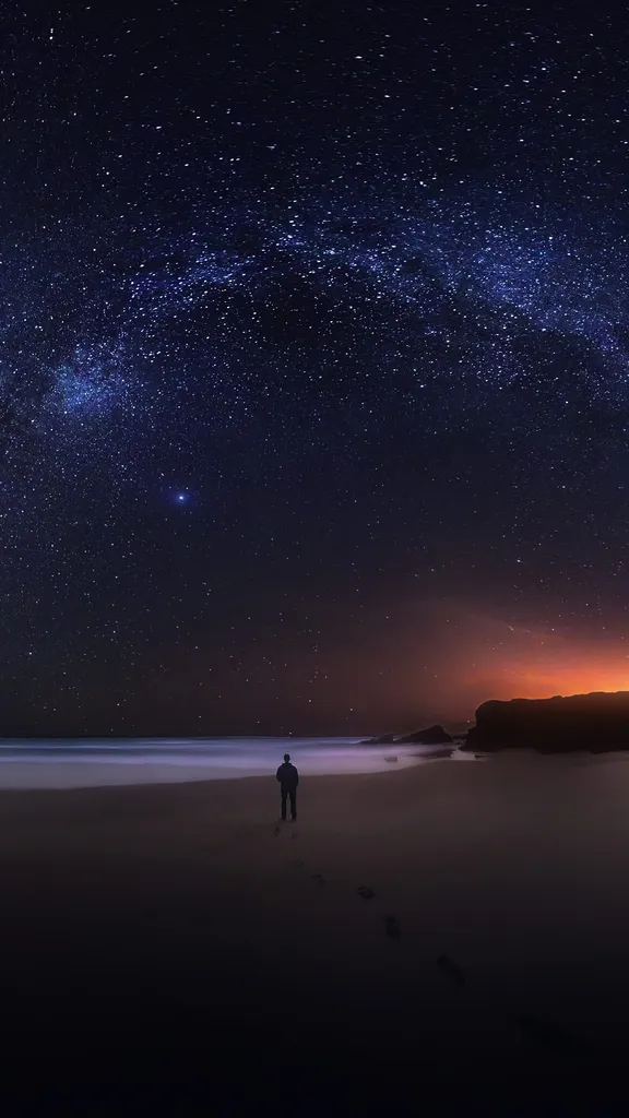 Un arc-en-ciel dans la nuit