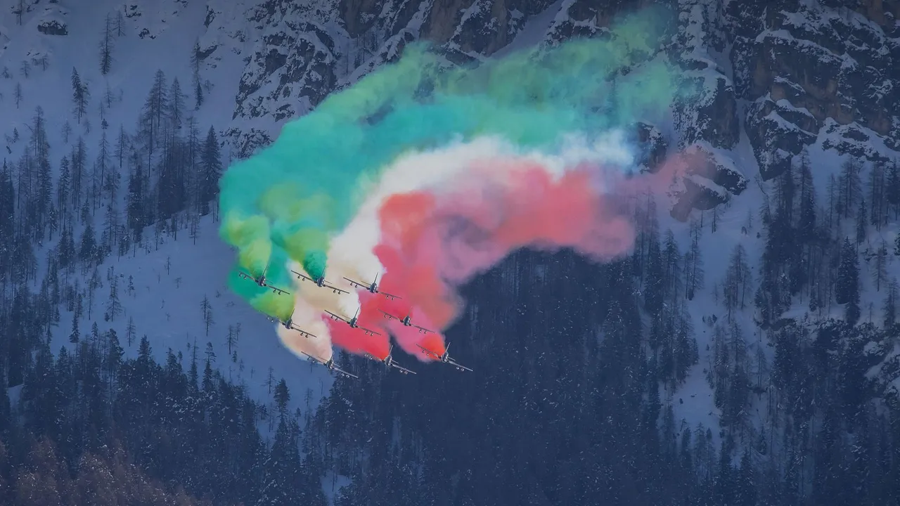Vola, il Tricolore vola...