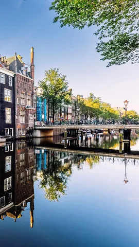 一次挥动桥臂，连接两岸